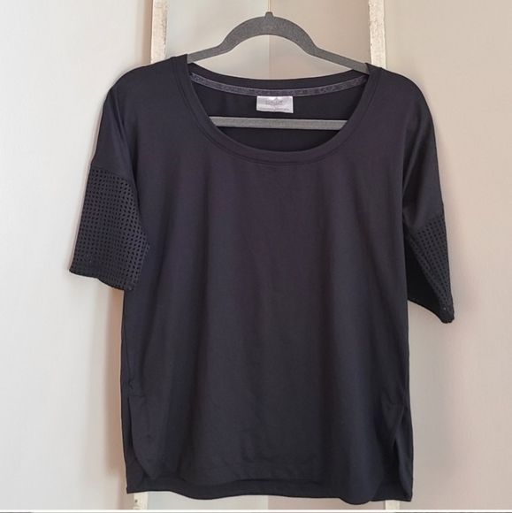 Calia by Carrie Underwood small Limited Edition black mesh sleeve athletic top - Picture 1 of 6